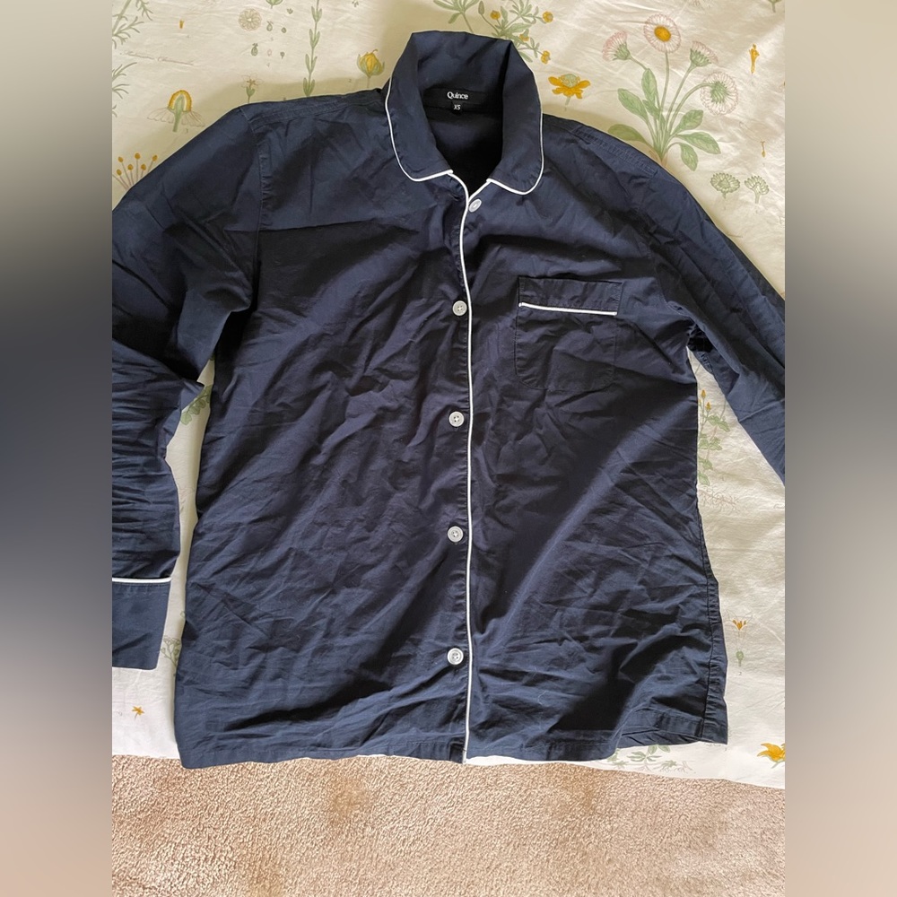 Quince 100% cotton pajamas in Navy. Size XS.